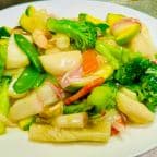 Best Pearl Of The Sea in Streamwood, IL